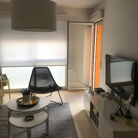 Apartament Designer's Flat - 3 Bdrm - Wifi - Location *