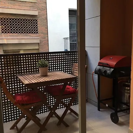 Designer's Flat - 3 Bdrm - Wifi - Location *