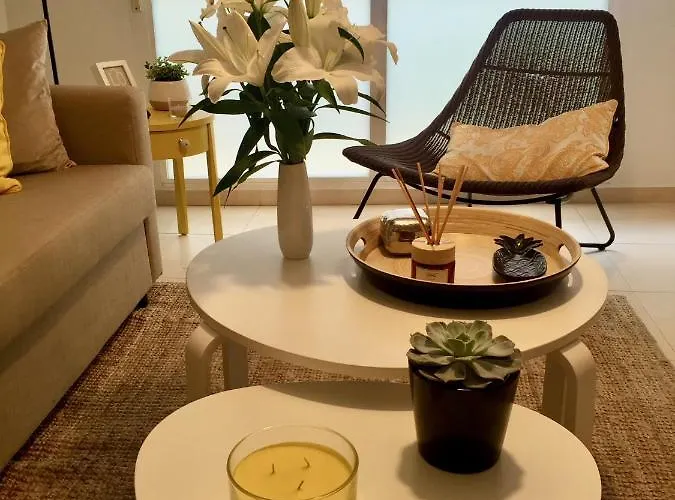 Designer's Flat - 3 Bdrm - Wifi - Location Апартаменты Аликанте