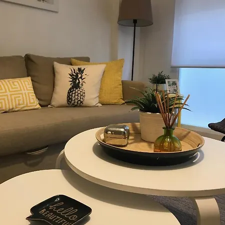 Apartman Designer's Flat - 3 Bdrm - Wifi - Location